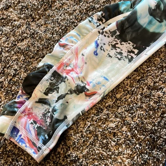 Lululemon Leggings - Picture 5 of 7